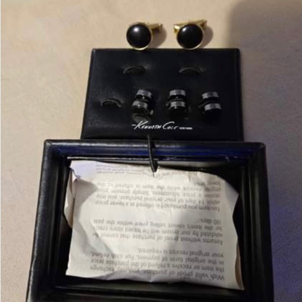 Kenneth Cole cufflinks black
